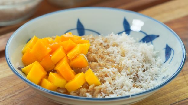 Coconut-Oats-Mango